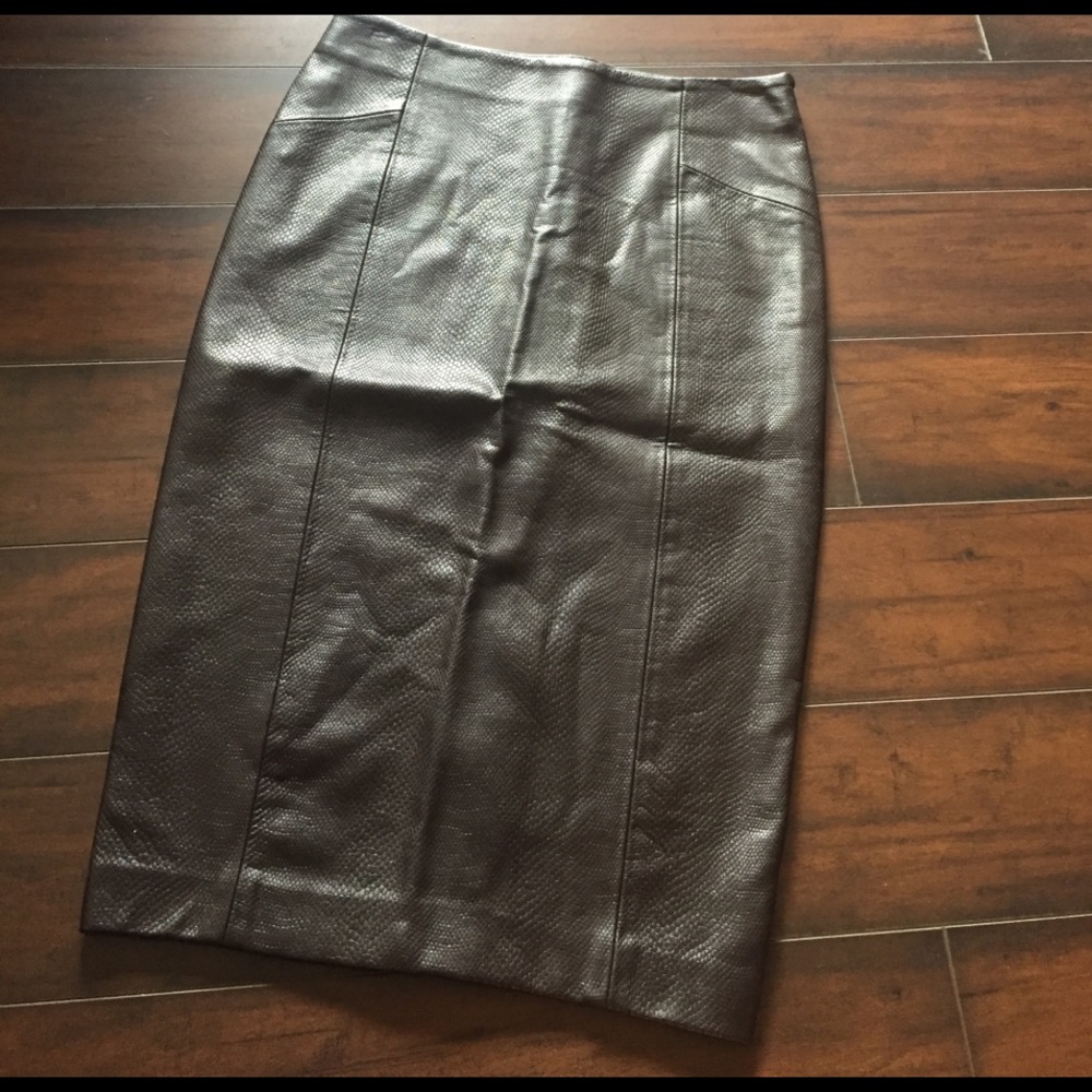 Zara basic snake skin leather brown pencil skirt s